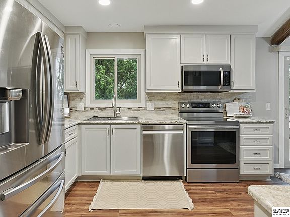 5th image of 2615 Jack Pine St