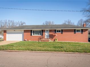 395 2nd St SE, Brewster, OH