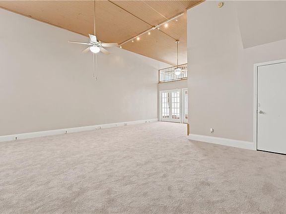 4th image of 712 Francis St APT A