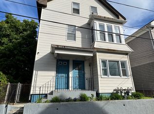 103 Vandewater St #1, Providence, RI 02908