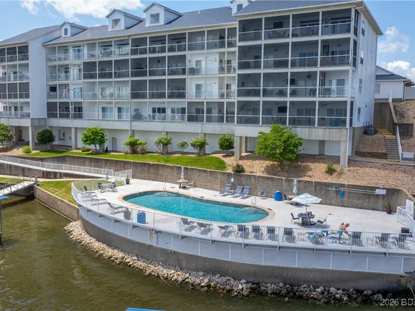 5450 Christopher Ln #413, Osage Beach, MO 65065