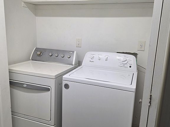 4th image of 2395 Cobb Dr