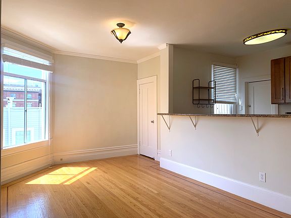 5th image of 1449 Washington St APT 12