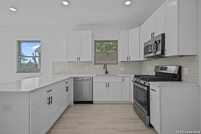 131 Chicago Blvd — Photo 10