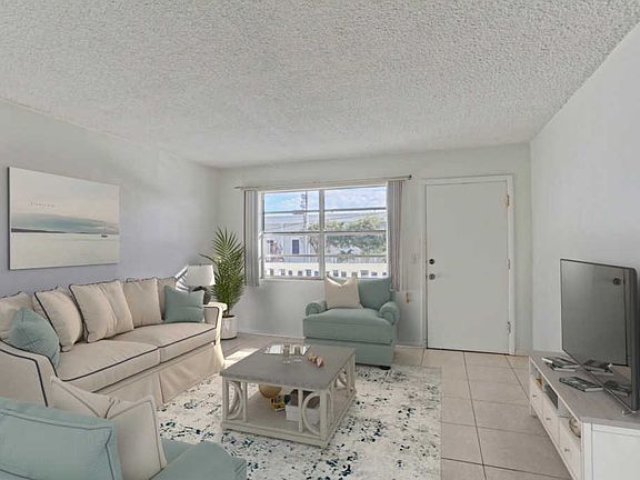 2nd image of 3915 S Flagler Dr APT 213