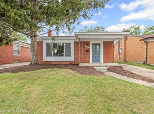 9025 Appleton, Redford, MI 48239