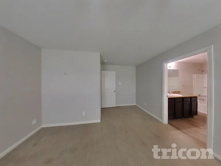 2942 Emery Fls — Photo 7