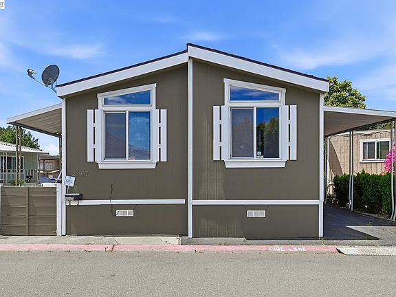 2nd image of 28957 Venus St #149