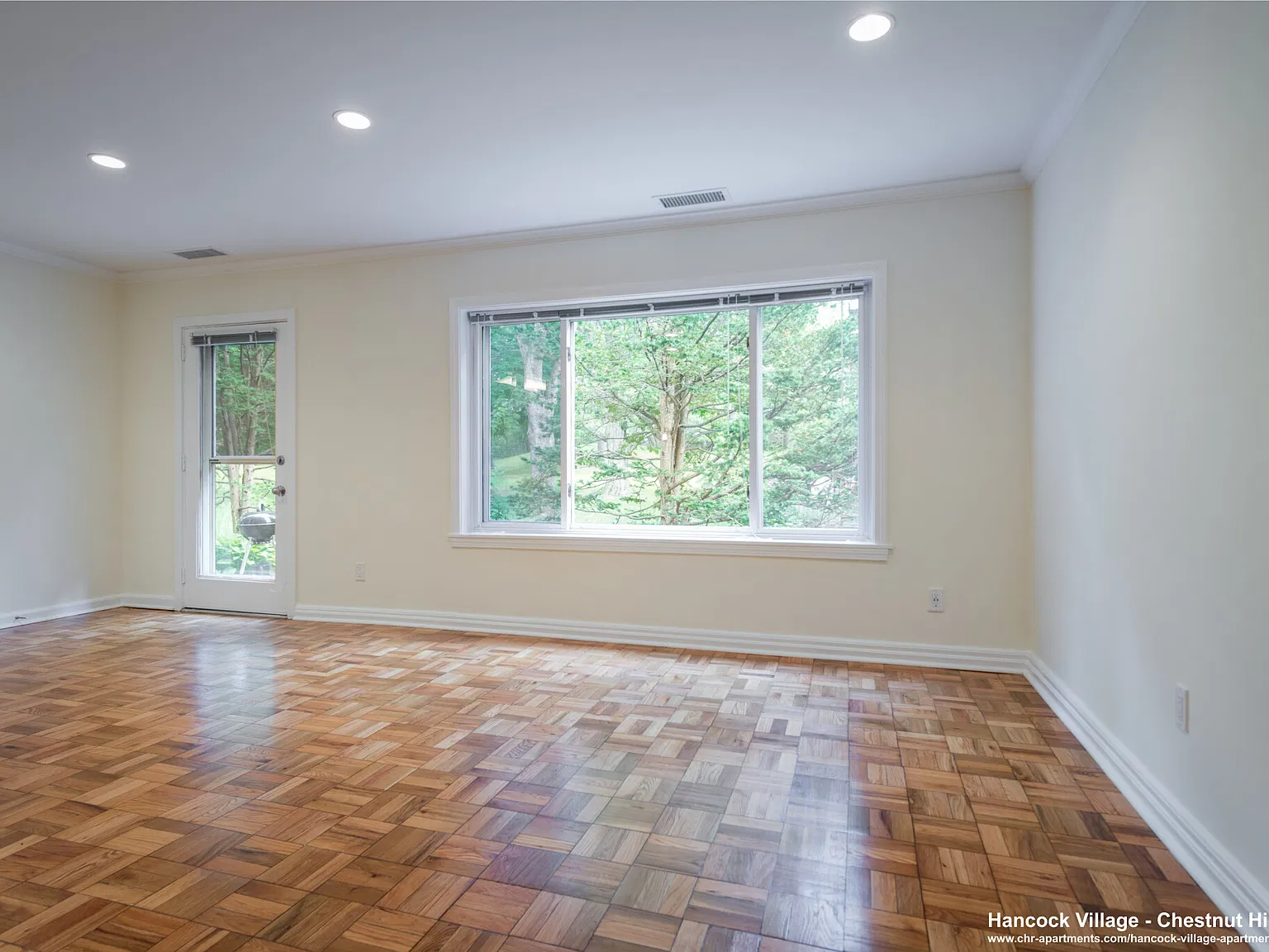 2 bed, 1.5 bath, 984 sqft, $3,570 — Photo 1