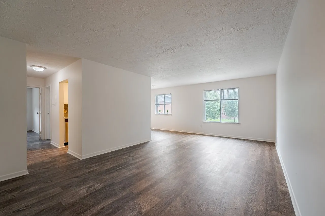 Waverlywood Apartments and Townhomes — Photo 4