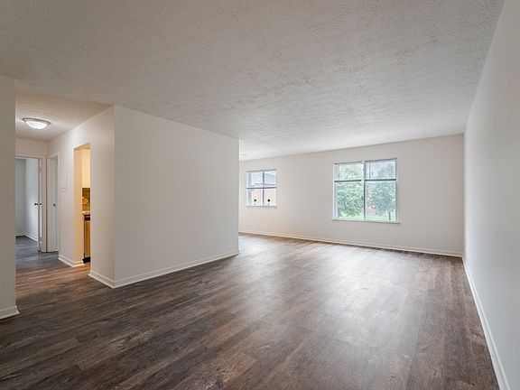4th image of 77 Deerhurst Ln #117-12