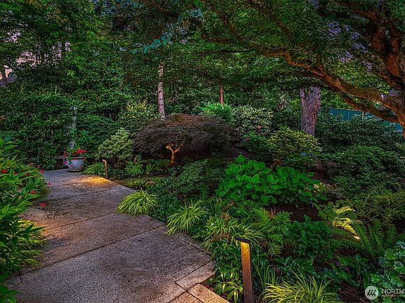 5th image of 3135 Hunts Point Circle