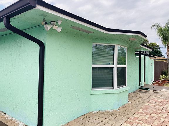 4th image of 3698 Briggs Dr