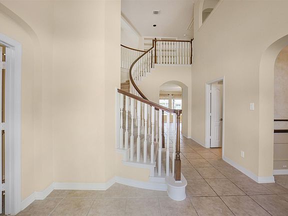 5th image of 21603 Statfield Glen Ct