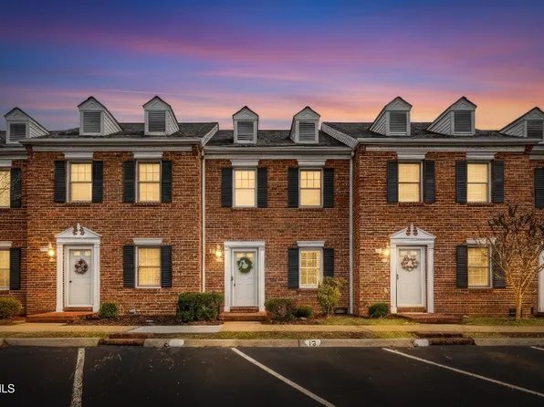 400 Sunset Dr #C-13, Johnson City, TN 37601