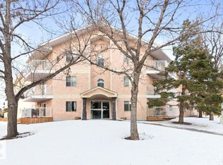 Klass Manor, Edmonton, AB T6A 0H5