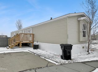 2207 35th Ter, Williston, ND 58801