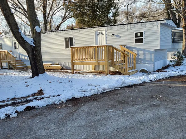 1040 Avenue Of The Cities #63, East Moline, IL 61244