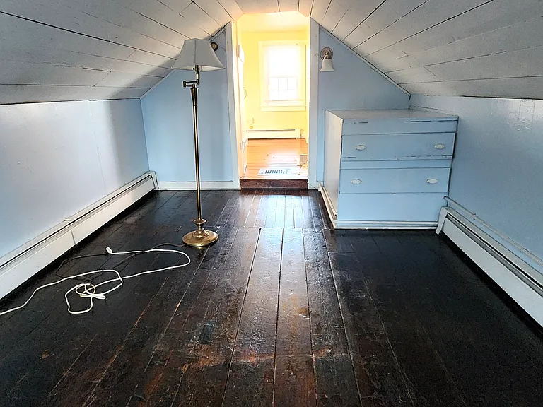bonus room