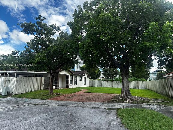 5th image of 13803 SW 256th Ter