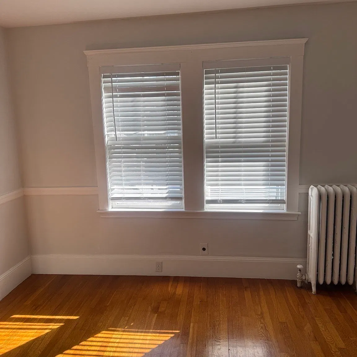 2 bed, 1.0 bath, 1100 sqft, $2,200 — Photo 4