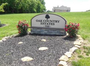 9223 Shorewood Dr, De Soto, KS 66018