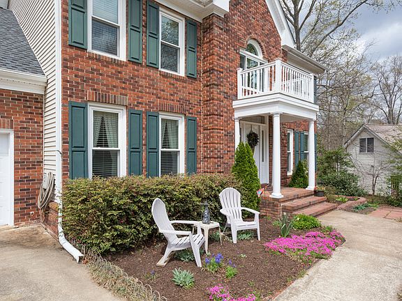 3rd image of 4102 Longwood Dr