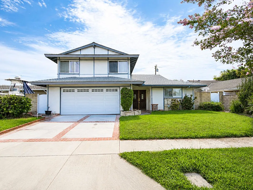 19832 Chesapeake Ln