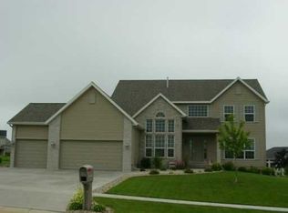 1005 Quarry Oak Dr, Marion, IA 52302