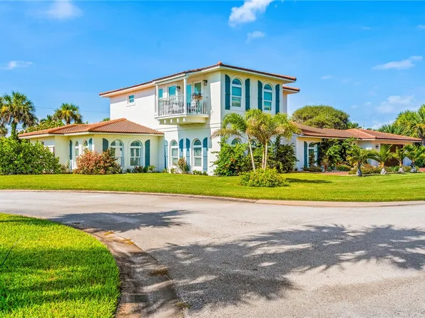 935 Sea Watch Ln, Indian River Shores, FL 32963