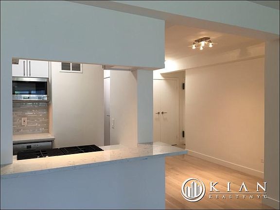3rd image of 333 E 46th St APT 7H