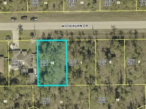 249 Woodburn Dr, Lehigh Acres, FL 33972