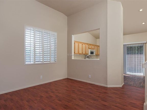 3rd image of 987 Meadow Bridge Ave #0