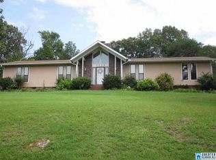 1036 Navajo Trl, Alabaster, AL 35007