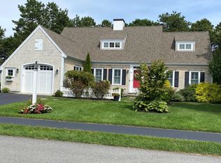 40 Dovetail Ln, Barnstable, MA 02635