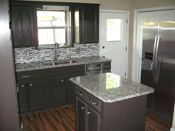 2nd image of 2608 Douglas Dr