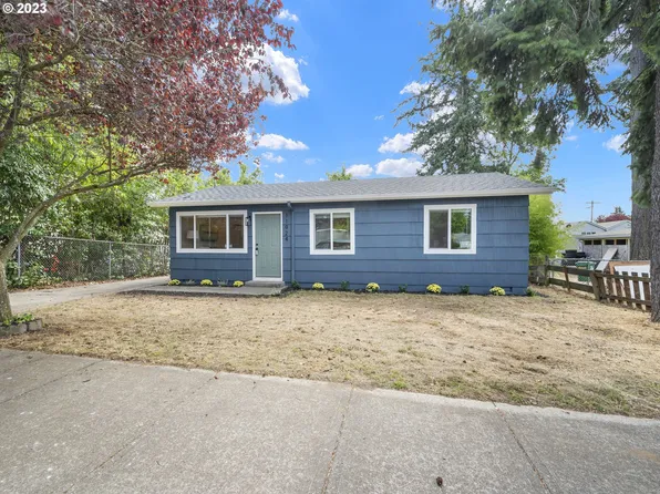 11924 SE Pine St, Portland, OR 97216