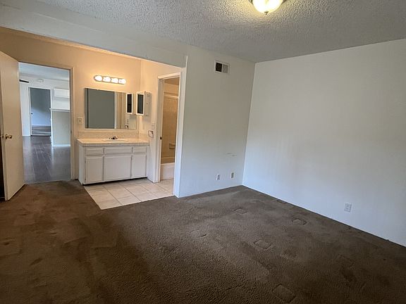 4th image of 5110 W Wooley Rd #3