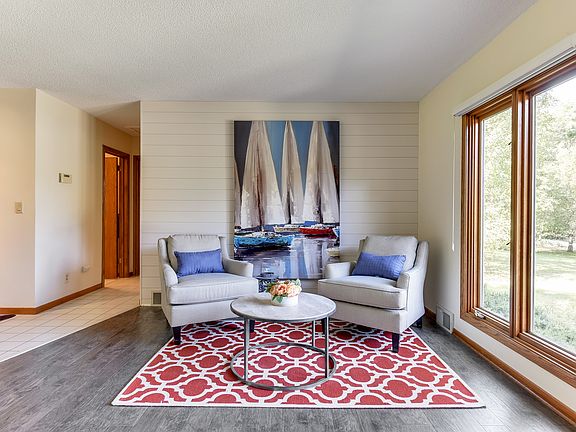 4th image of 25835 Wild Rose Ln