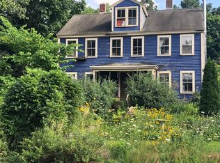 31 E Main St, Southborough, MA 01772