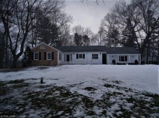 18505 Thorpe Rd, Deephaven, MN 55391