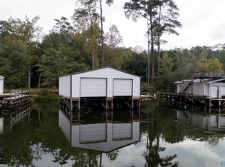2713 Preston Island Cir, Scottsboro, AL 35769