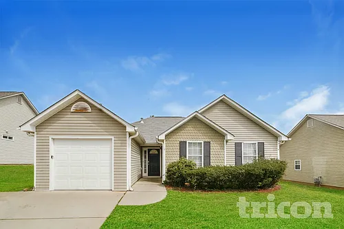 653 Windy Way Photo 1