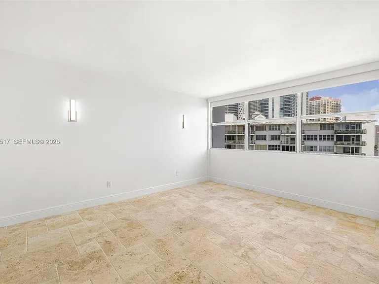 1420 Brickell Bay Dr #1401A — Photo 26