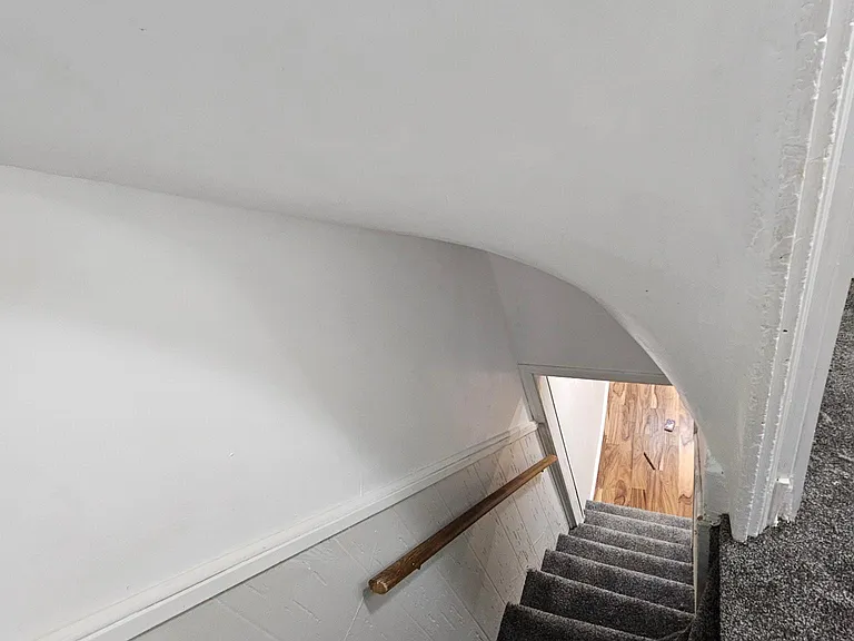 2702 Pratt St — Photo 13
