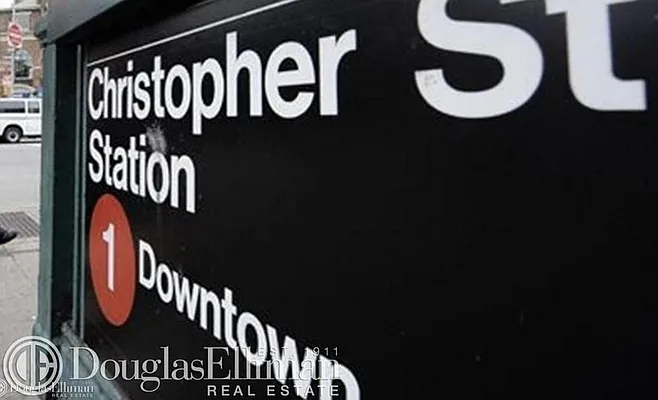 Rented by Douglas Elliman | media 40