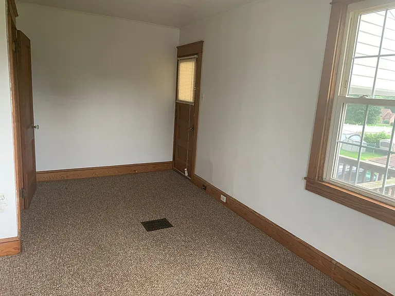 2243 Sunset Ln — Photo 24