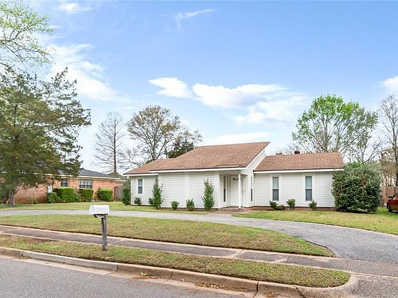 2nd image of 6208 Cottage Hill Rd