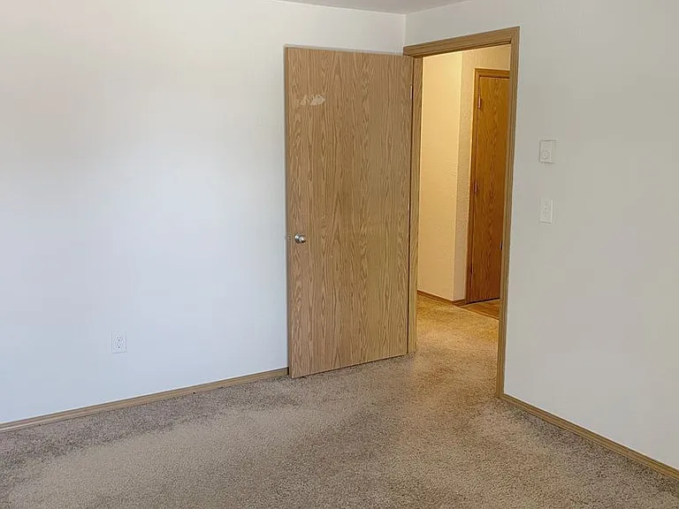 Kruse Villa Apartments — Photo 38
