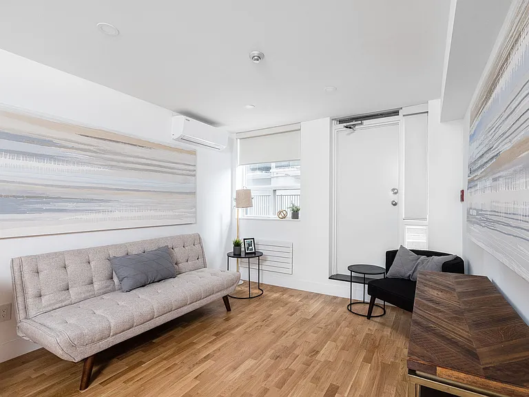 188 Jameson Ave — Photo 4